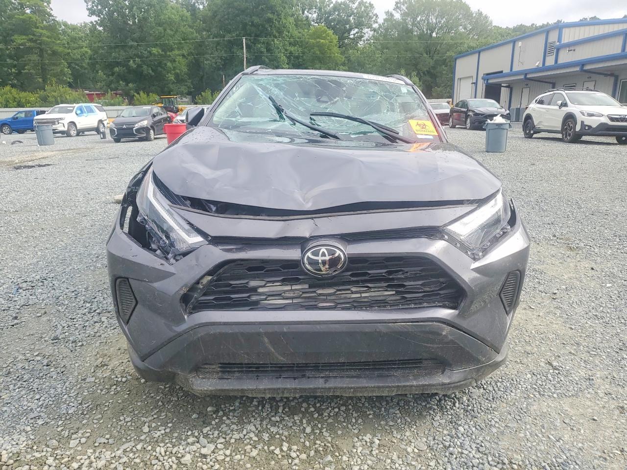 2024 Toyota Rav4 Xle - Image 5