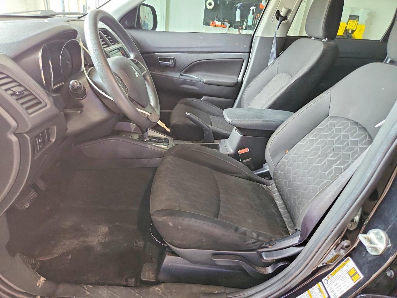 2021 Mitsubishi Outlander Sport Es - Фото 7