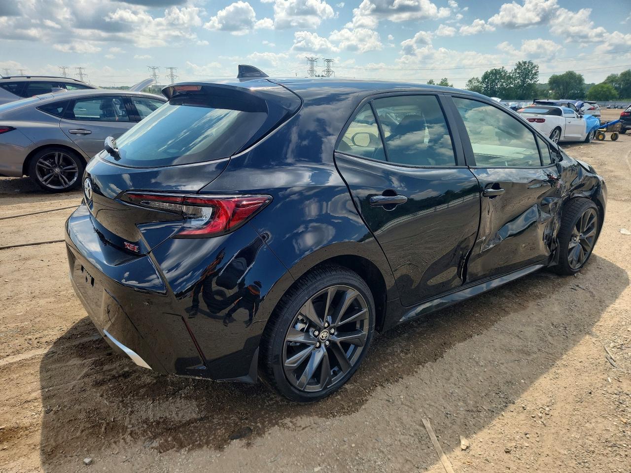 2026 Toyota Corolla Xse - Image 3