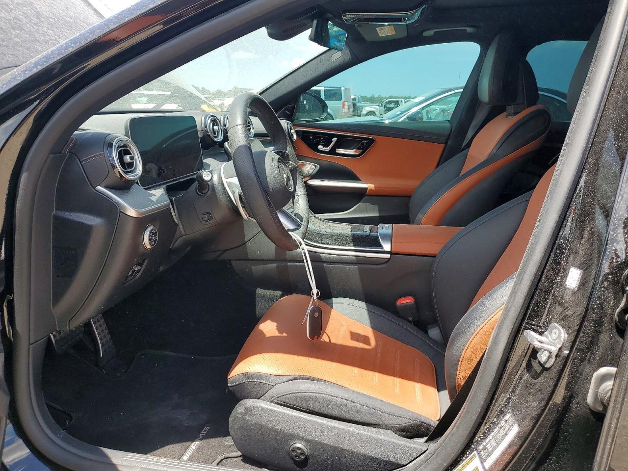 2025 Mercedes-Benz C 300 - Фото 7