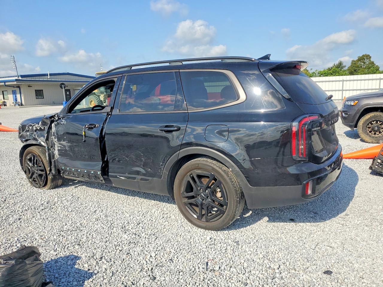2024 Kia Telluride Ex X-Line - Фото 2