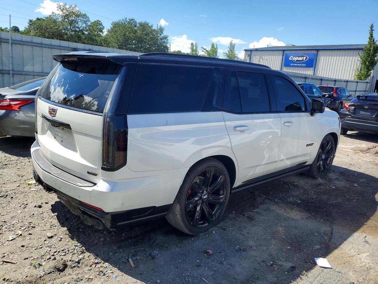 2025 Cadillac Escalade V - Image 3