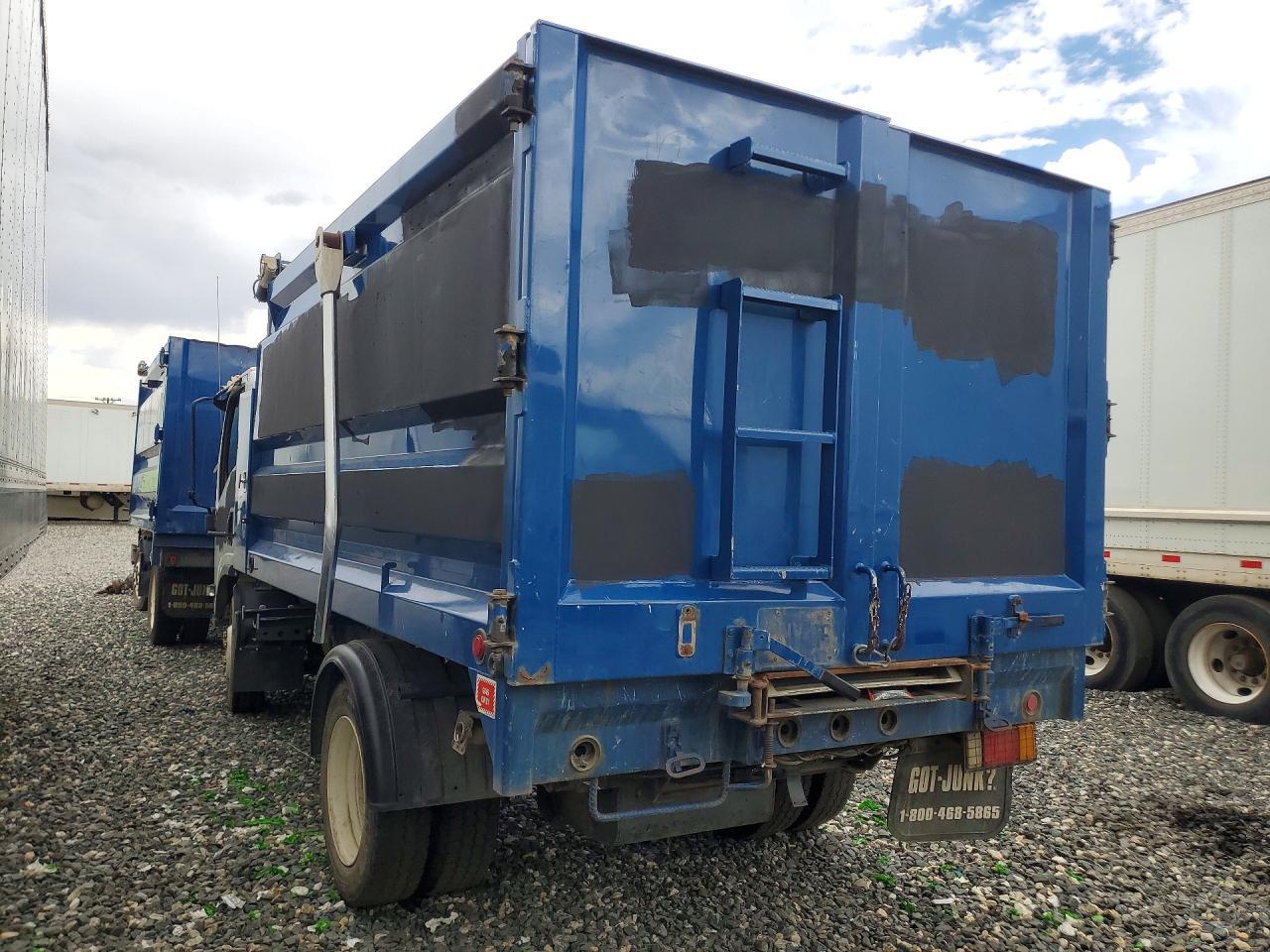 2023 Isuzu Npr Hd Dump Truck - Image 2