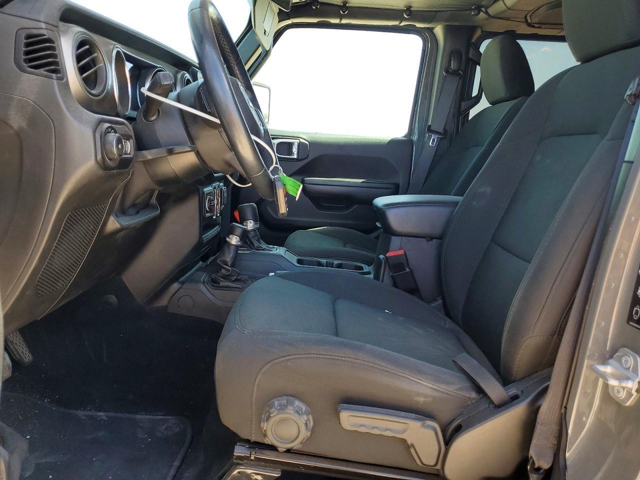 2020 Jeep Wrangler Unlimited Sport - Фото 7