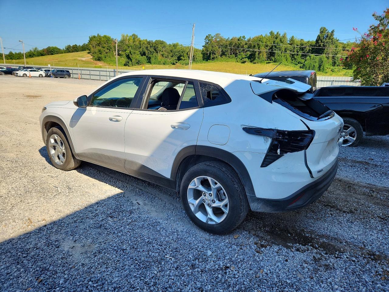 2025 Chevrolet Trax Ls - Image 2