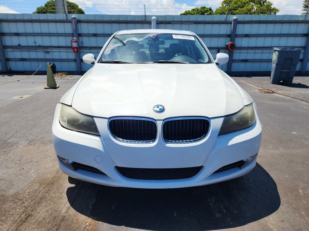 2011 BMW 328 Xi Sulev - Image 5