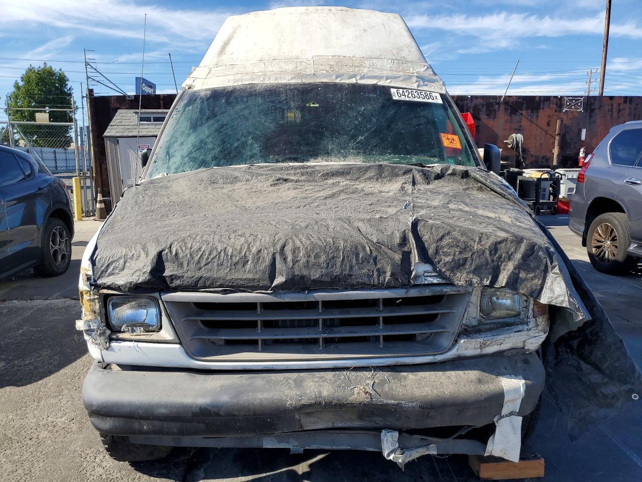 1994 Ford Econoline E150 Van - Фото 5