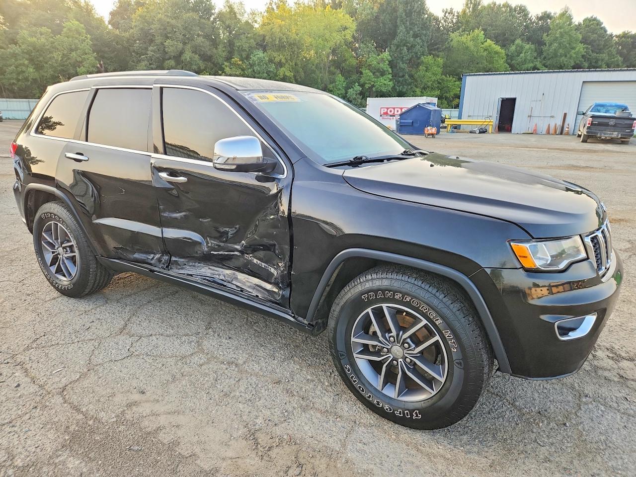 2017 Jeep Grand Cherokee Limited - Image 4
