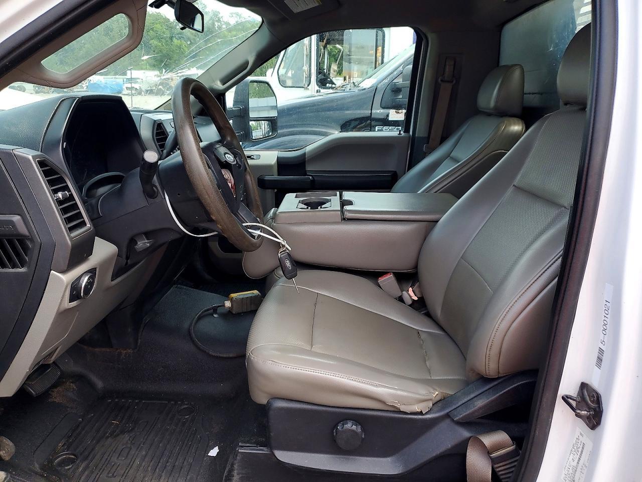2019 Ford F550 Super Duty - Image 7
