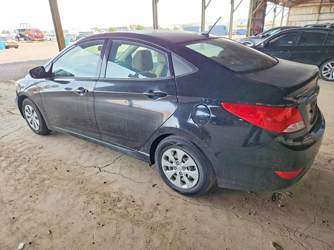 2016 Hyundai Accent Se - Image 2