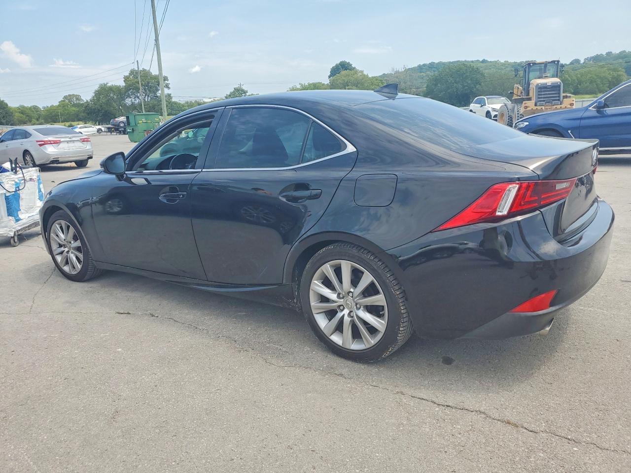 2015 Lexus Is 250 - Image 2