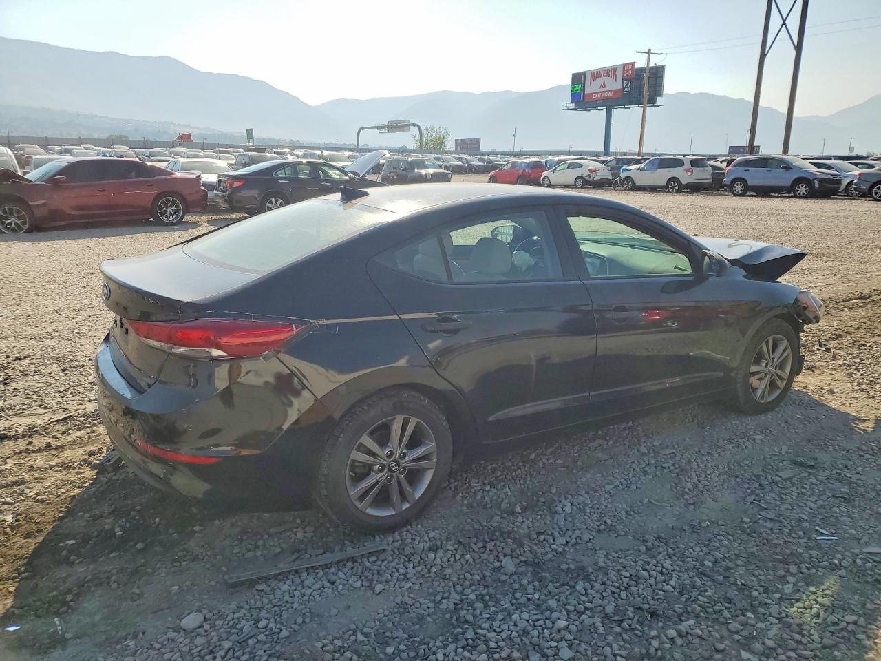 2018 Hyundai Elantra Sel - Фото 3
