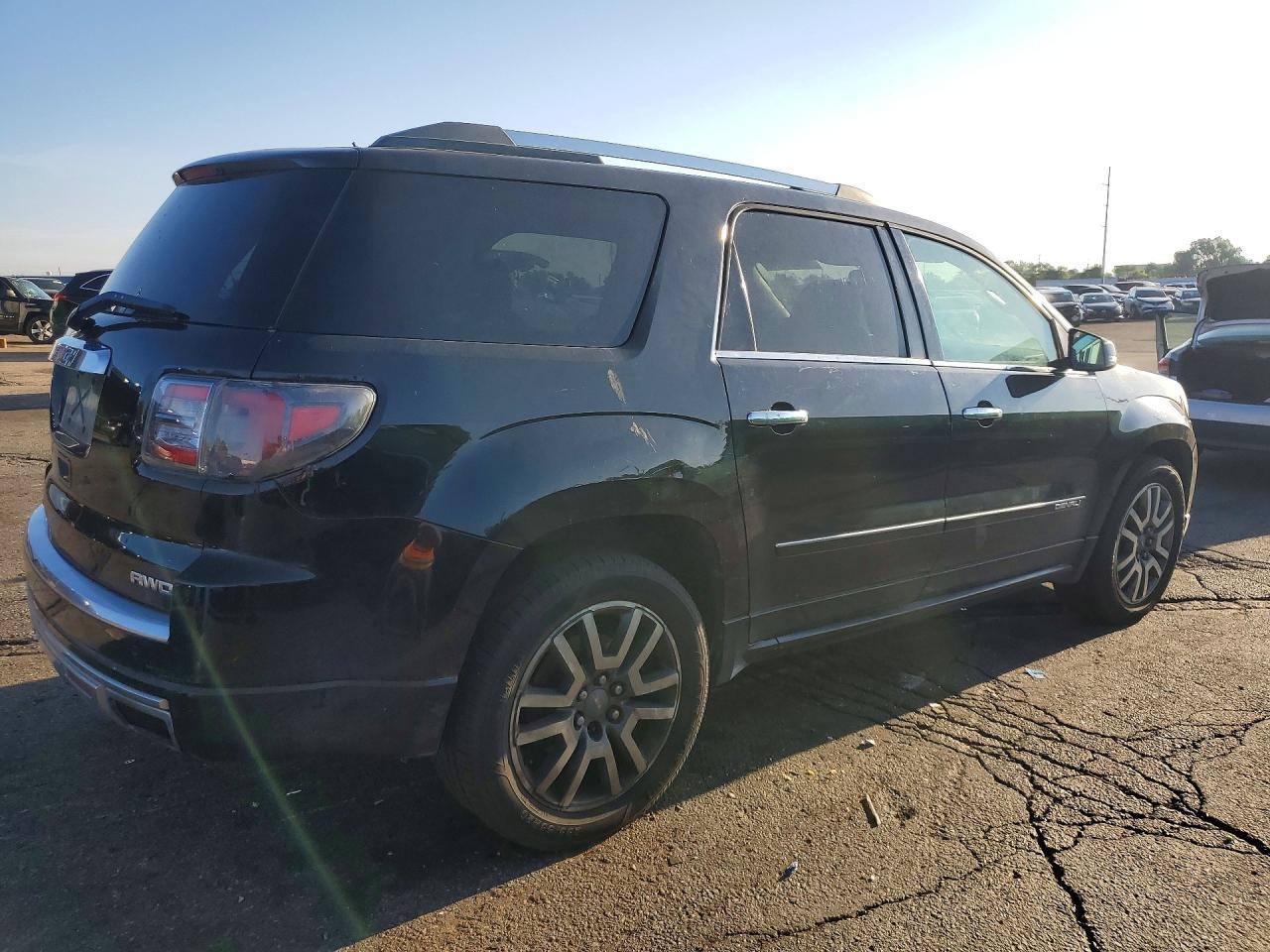 2013 GMC Acadia Denali - Фото 3