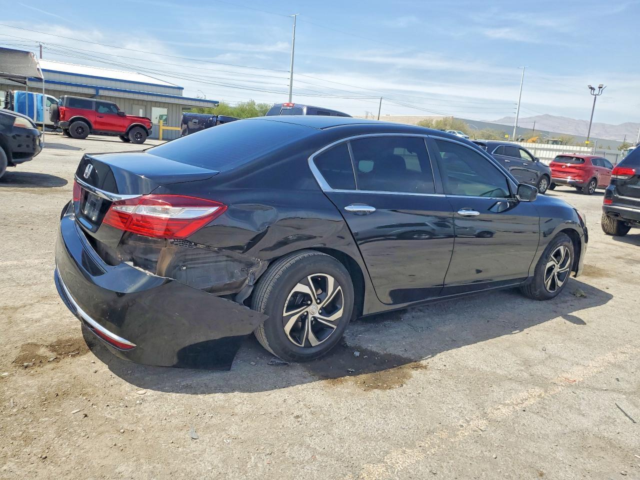 2017 Honda Accord Lx - Фото 3
