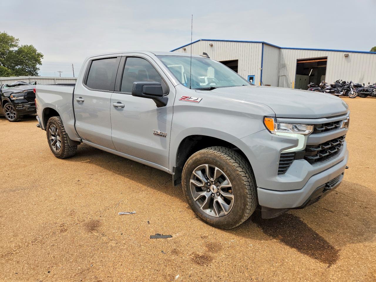 2024 Chevrolet Silverado K1500 Rst - Image 4