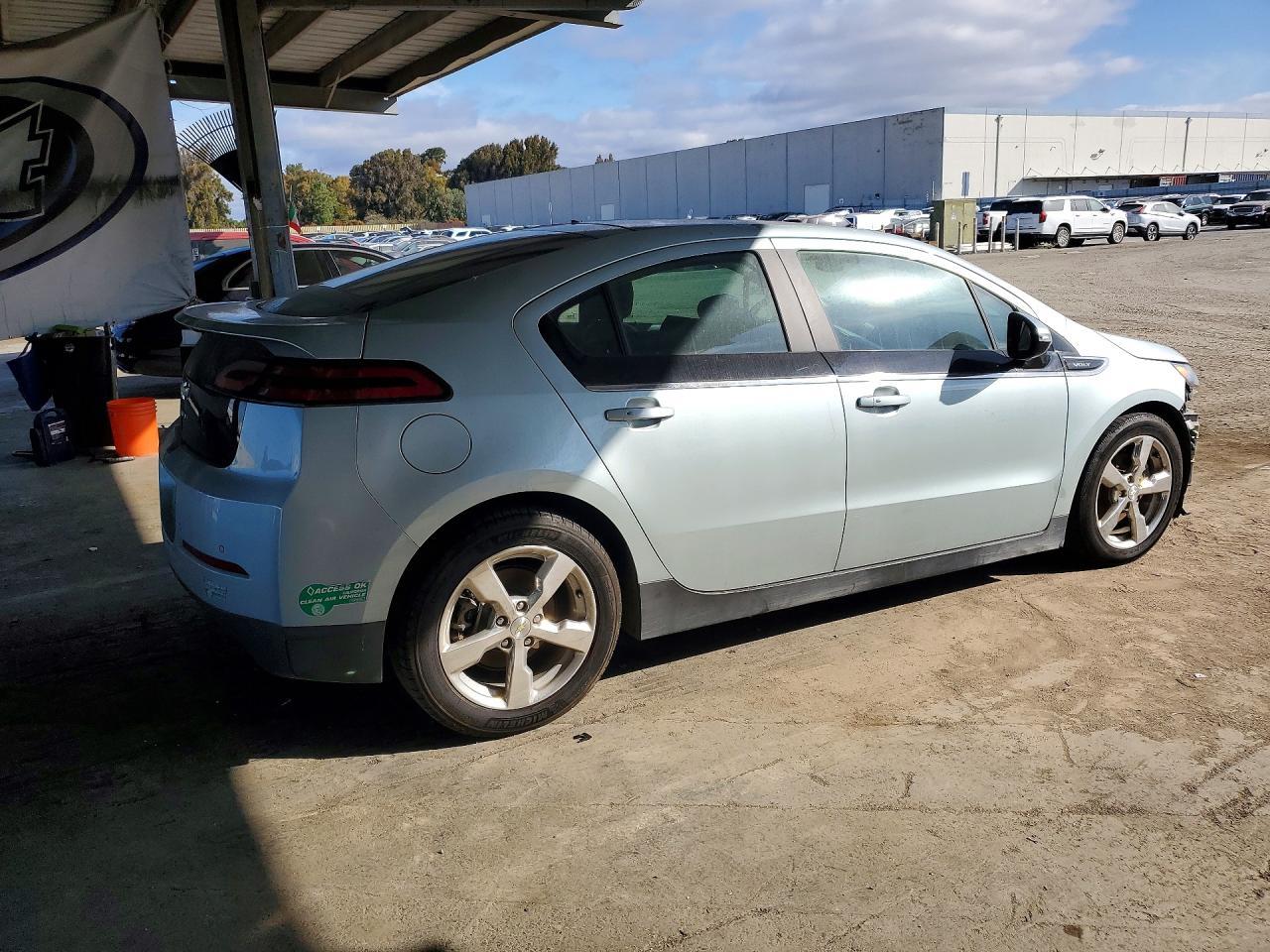 2012 Chevrolet Volt - Фото 3