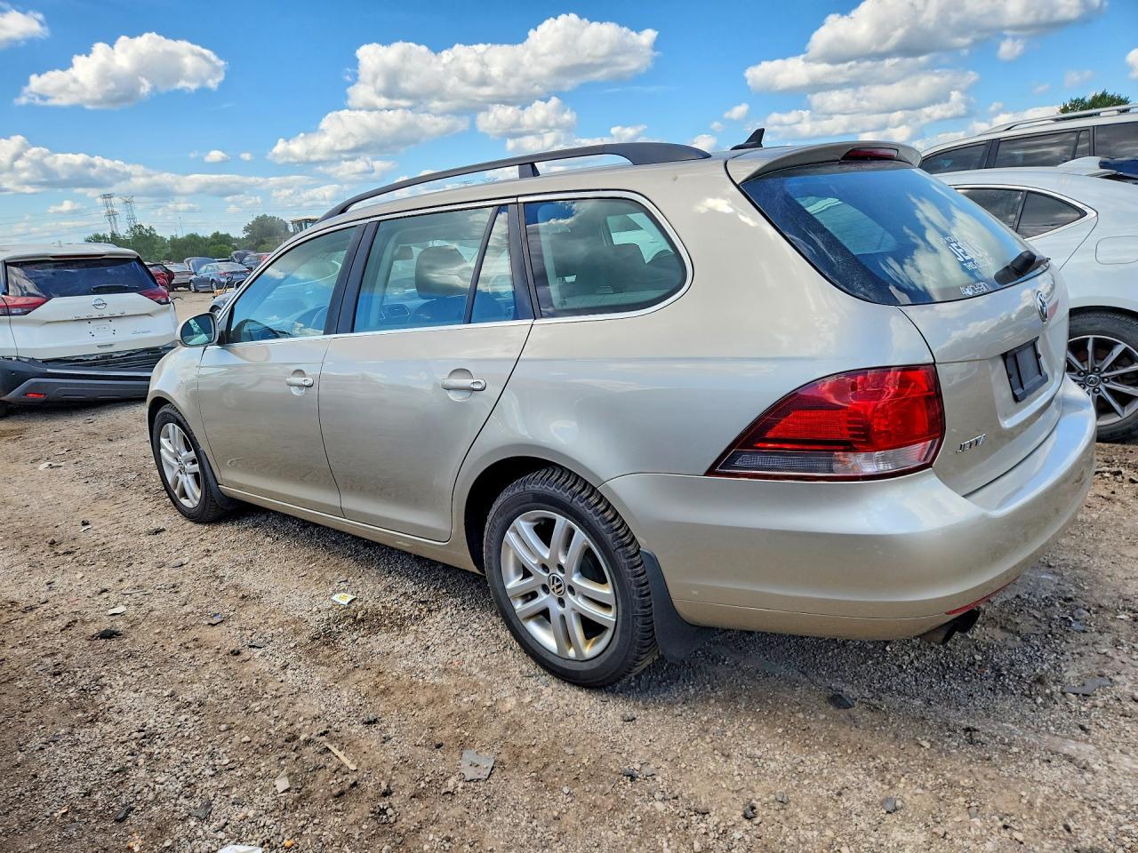 2012 Volkswagen Jetta Tdi - Image 2
