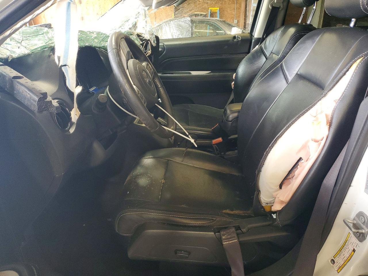 2016 Jeep Compass Latitude - Image 7