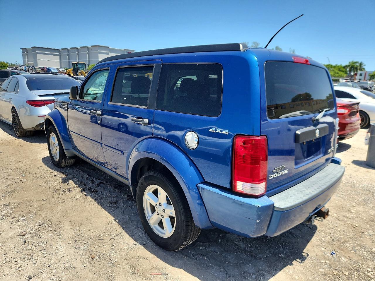 2010 Dodge Nitro Se - Image 2