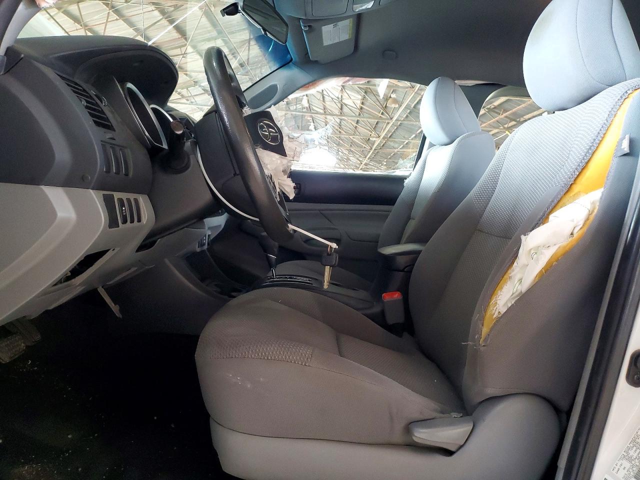 2015 Toyota Tacoma Access Cab - Image 7