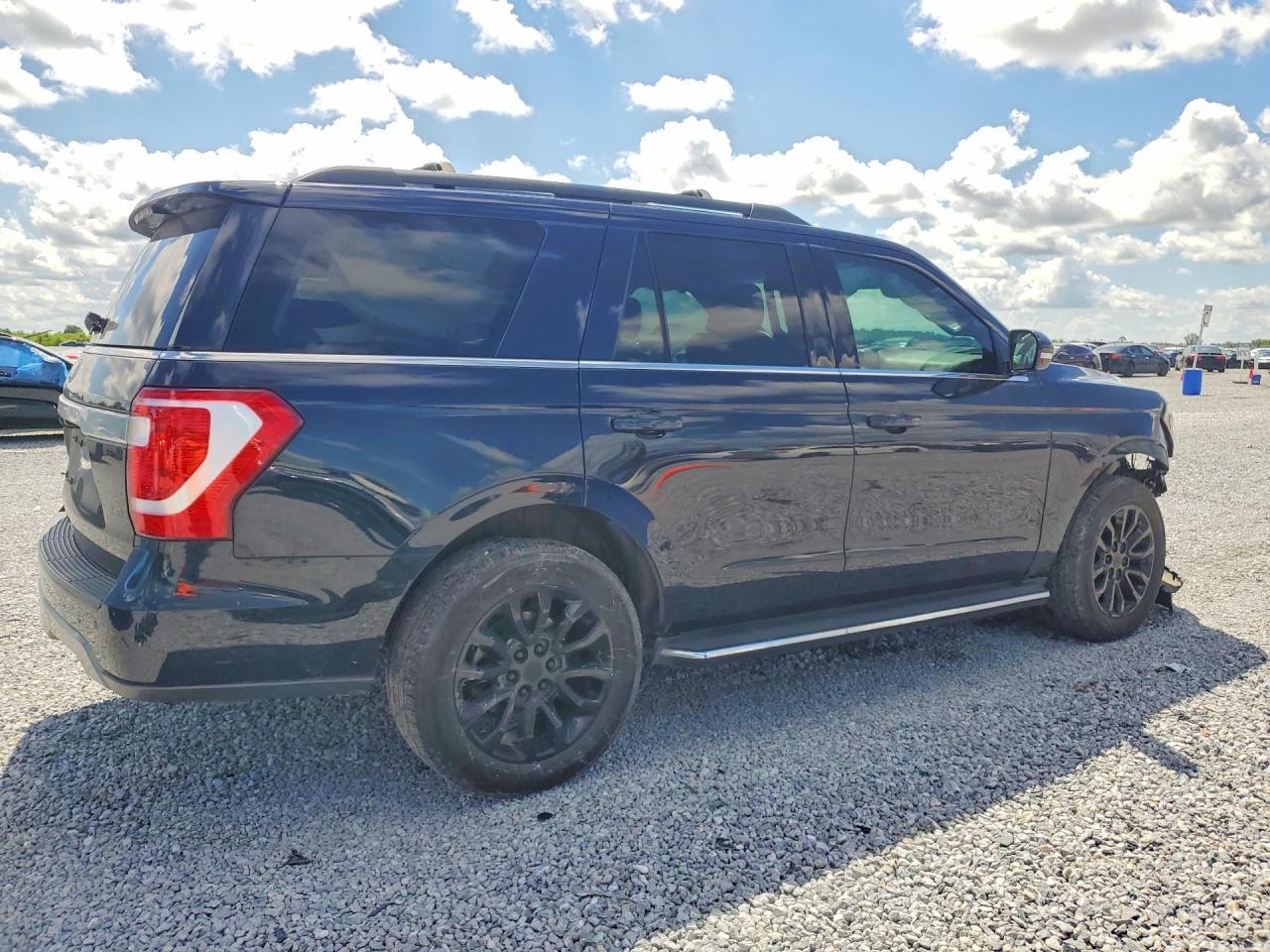 2021 Ford Expedition Xlt - Фото 3