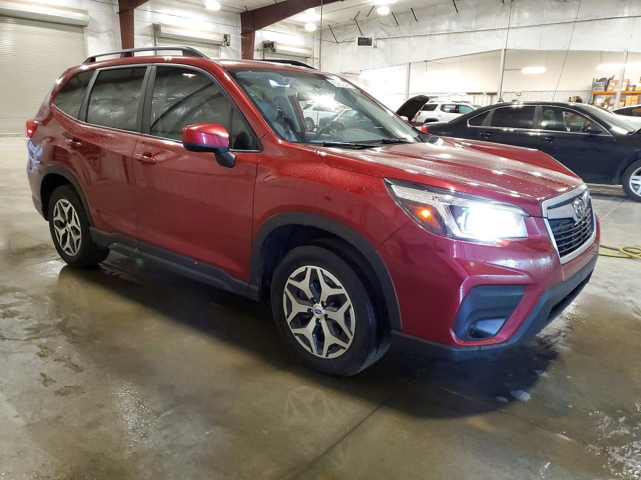 2020 Subaru Forester Premium - Image 4