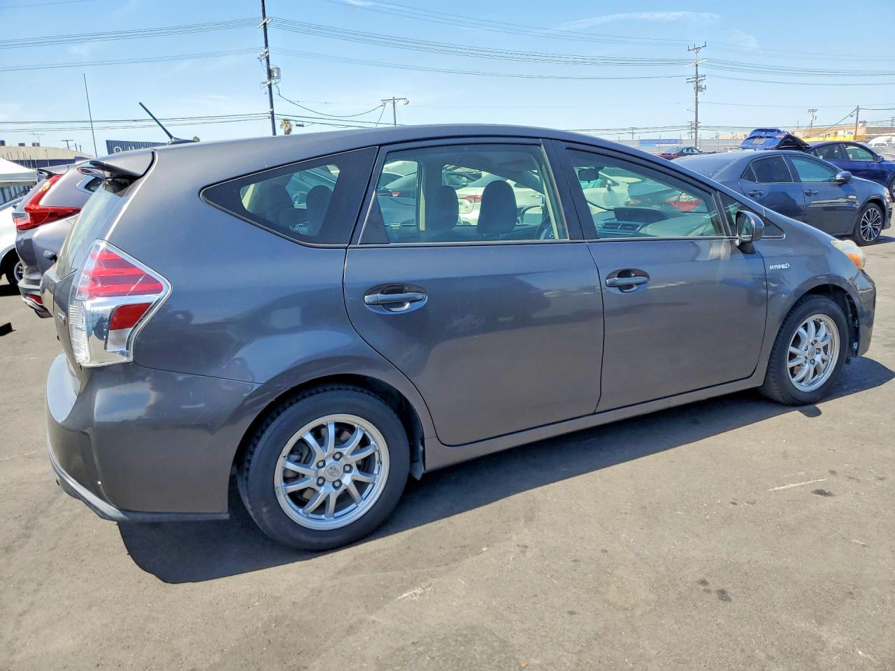 2015 Toyota Prius V Three - Фото 3