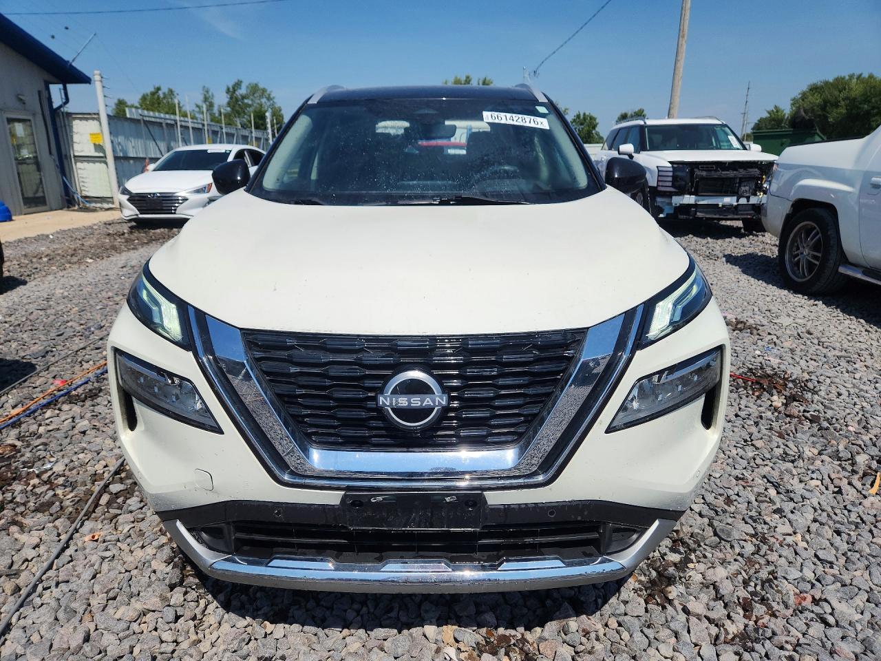 2023 Nissan Rogue Platinum - Фото 5