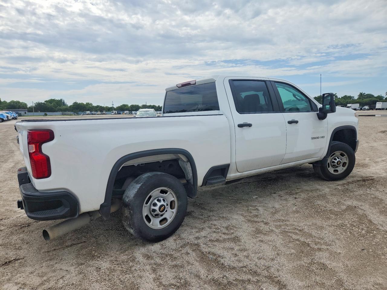 2023 Chevrolet Silverado K2500 Heavy Duty - Фото 3