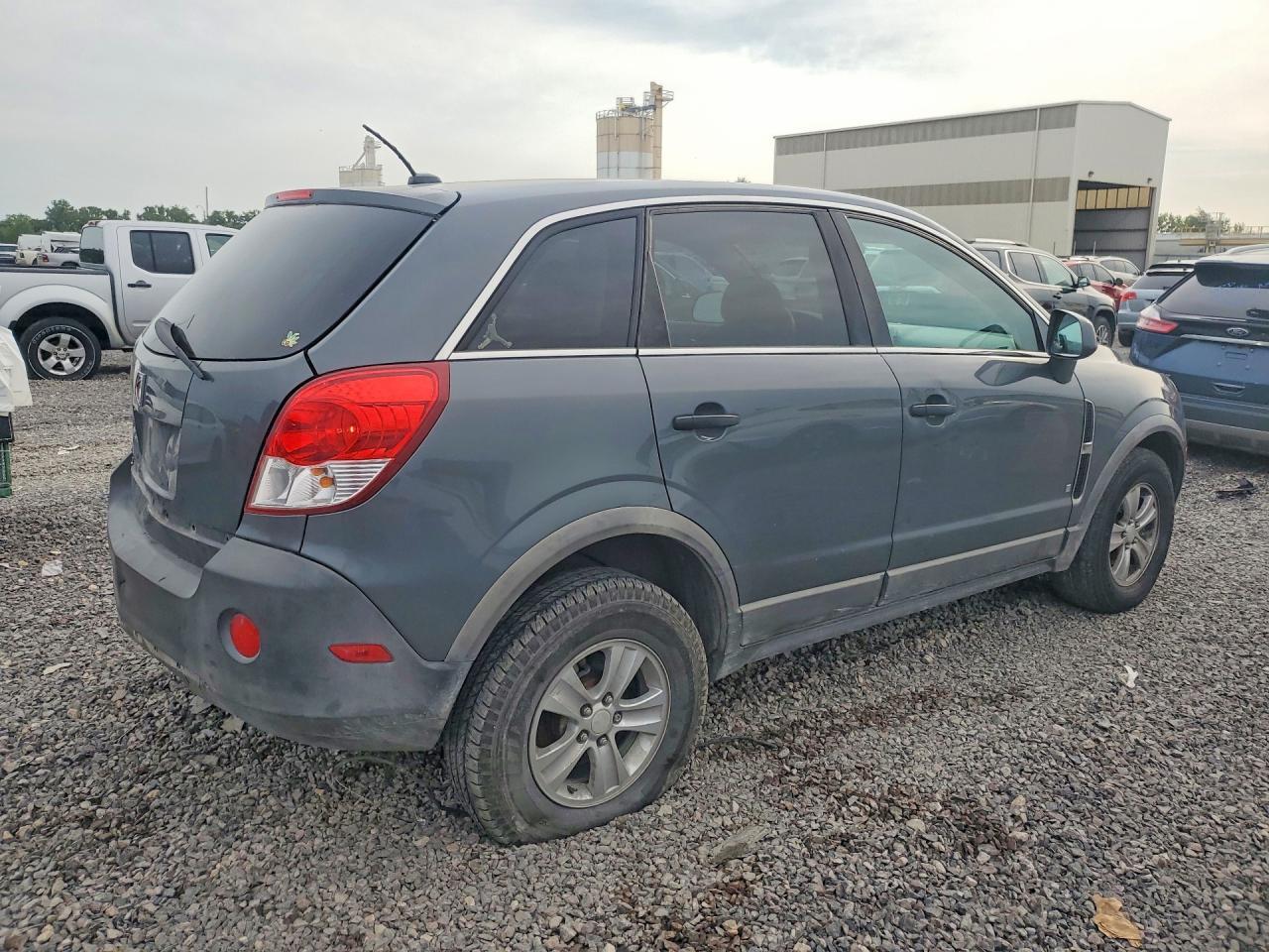 2009 Saturn Vue Xe - Image 3