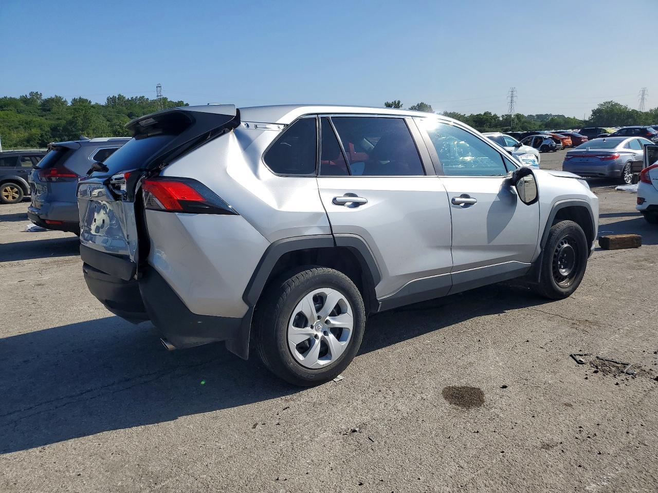 2025 Toyota Rav4 Le - Image 3
