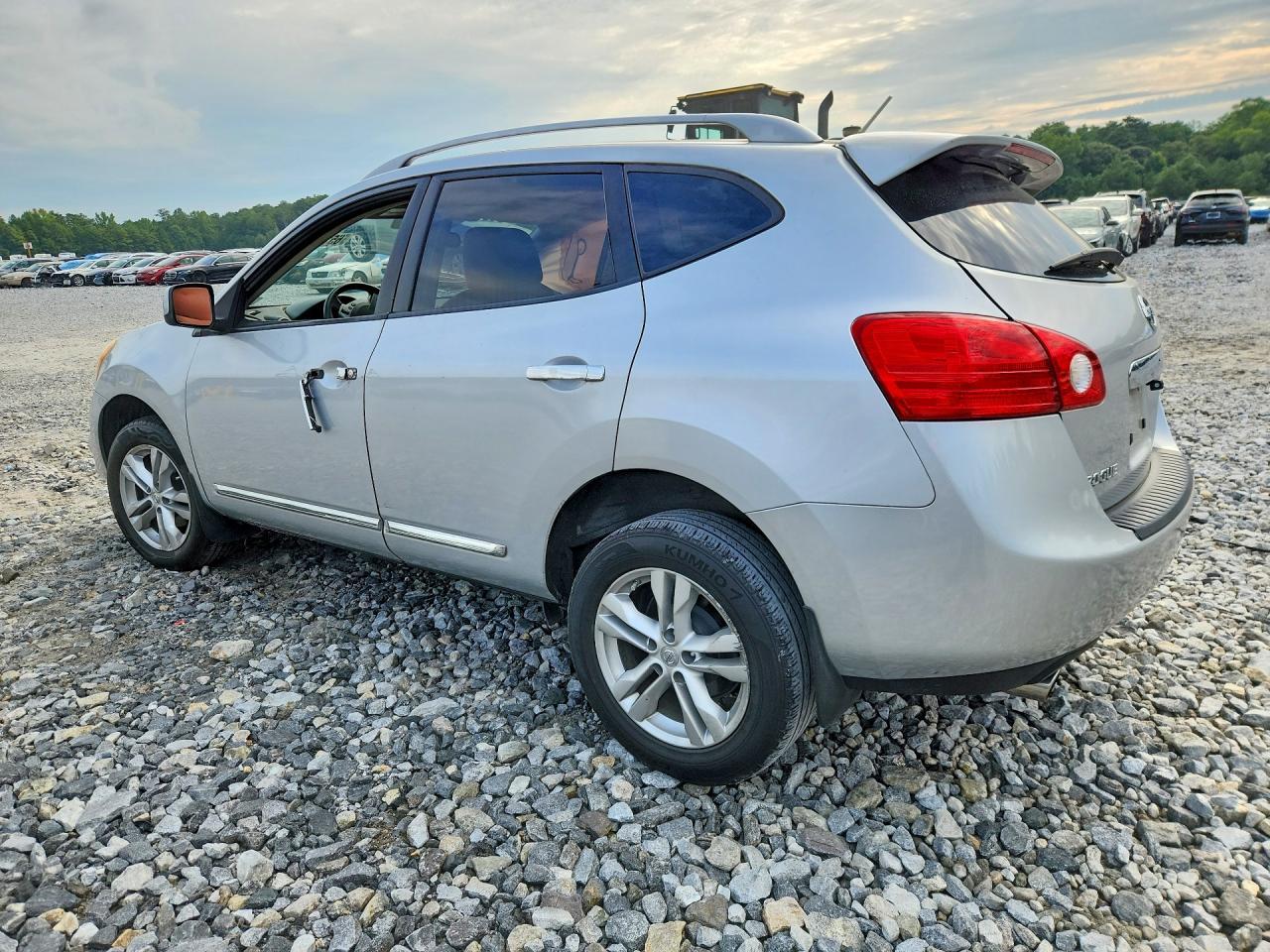 2012 Nissan Rogue S - Фото 2