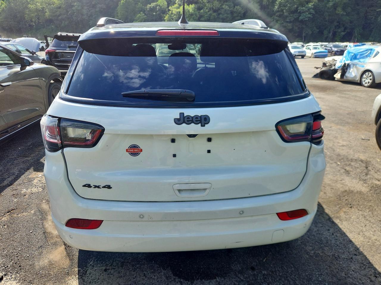 2025 Jeep Compass Limited - Фото 6