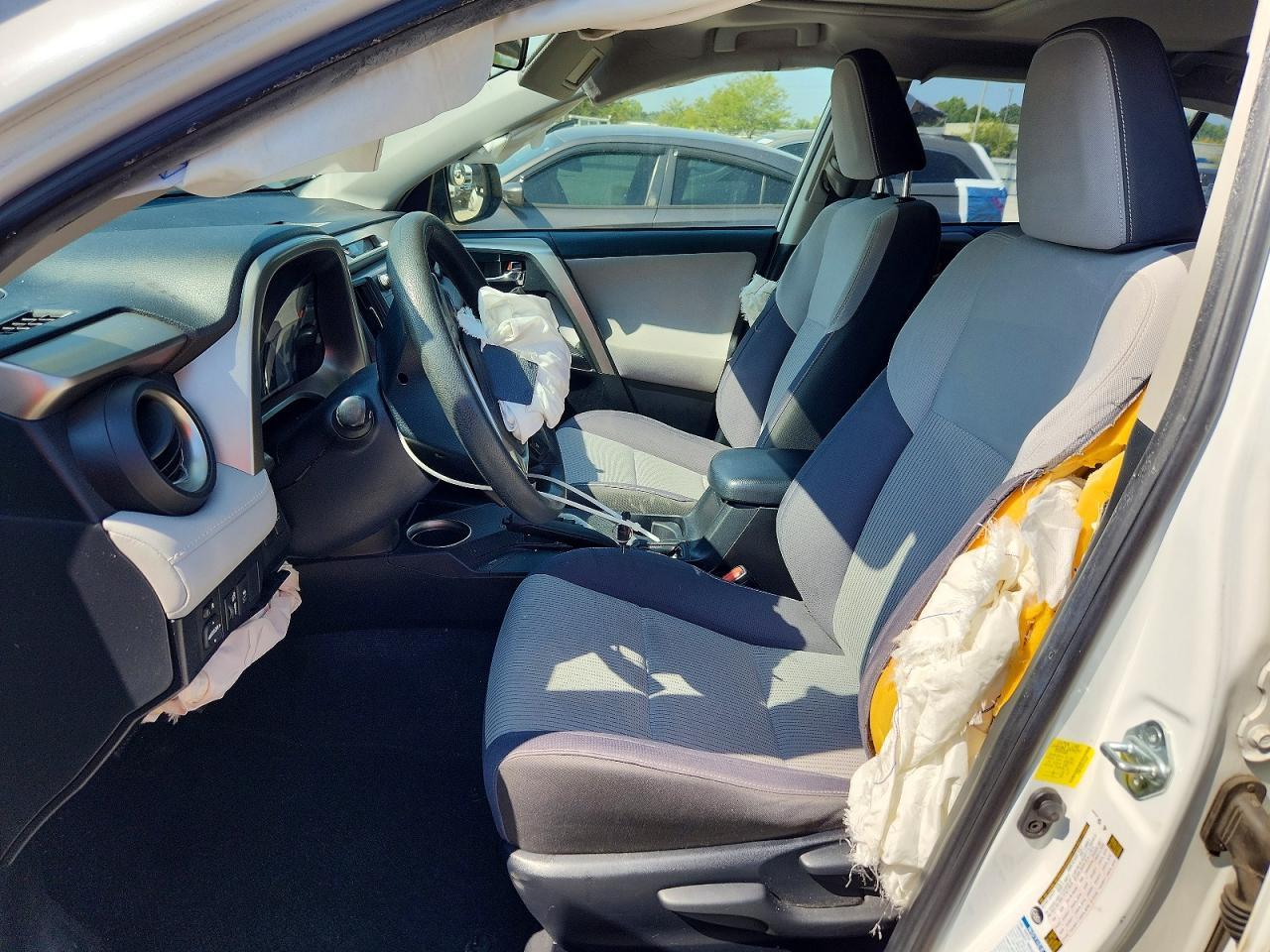 2015 Toyota Rav4 Xle - Image 7