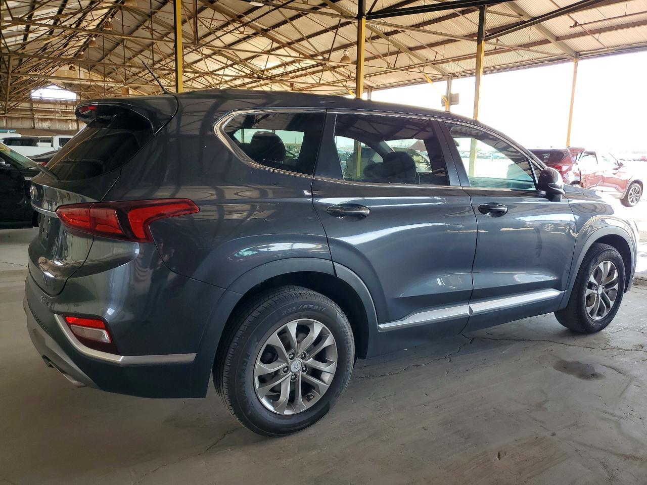 2020 Hyundai Santa Fe Se - Image 3