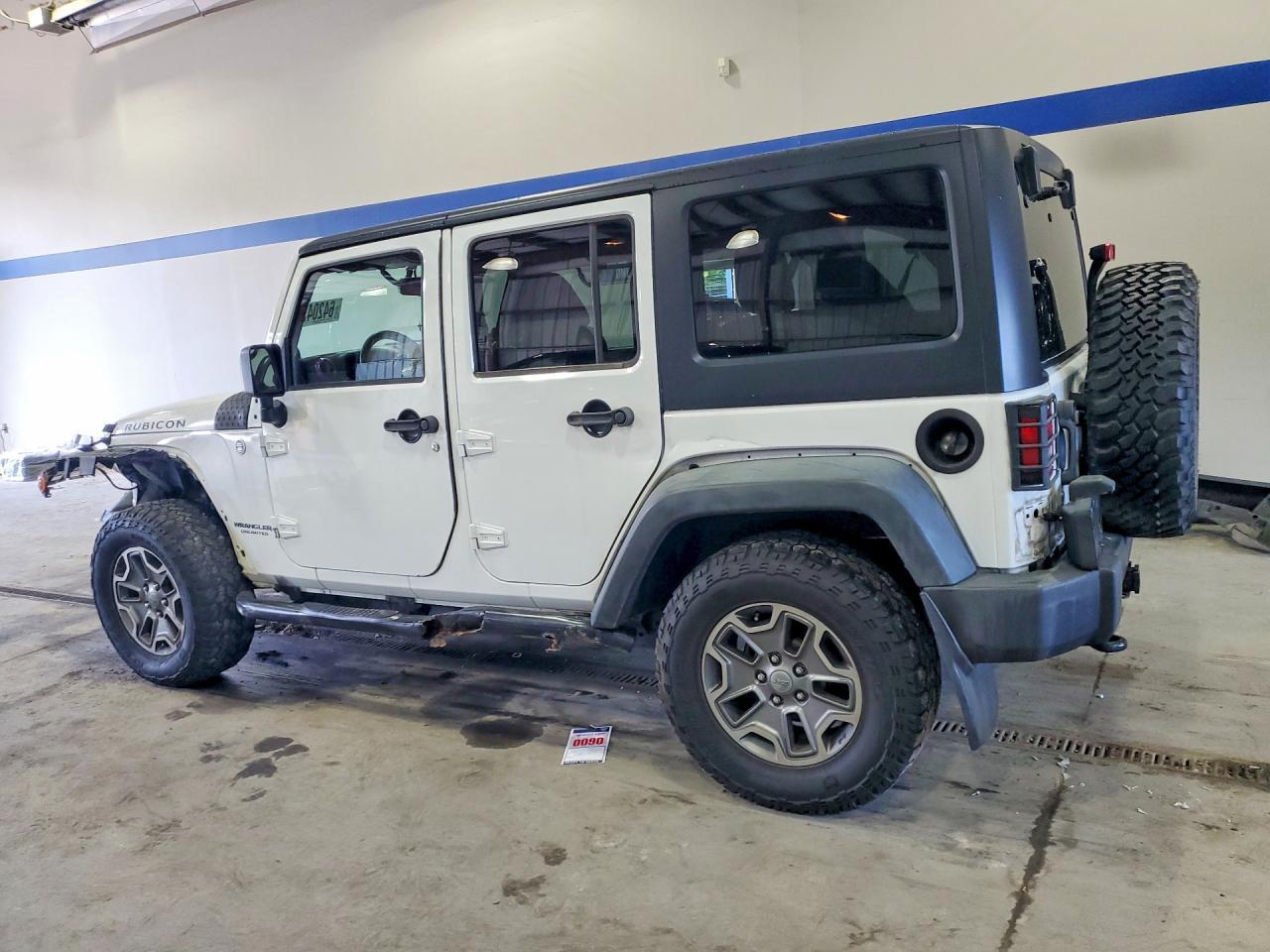 2014 Jeep Wrangler Unlimited Rubicon - Фото 2