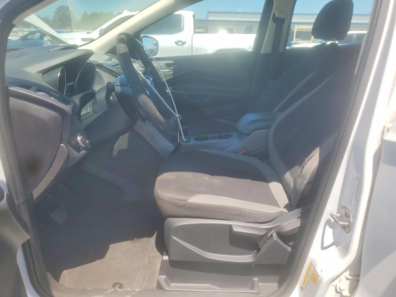 2014 Ford Escape S - Фото 7