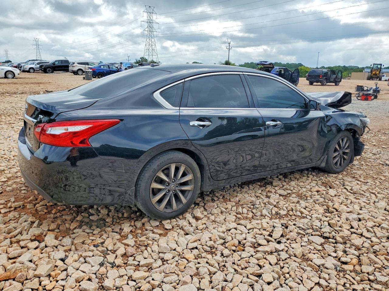 2017 Nissan Altima 2.5 Sv - Фото 3
