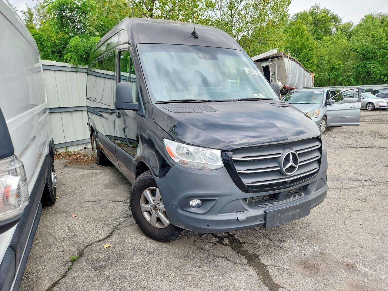 2024 Mercedes-Benz Sprinter 2500 - Фото 4