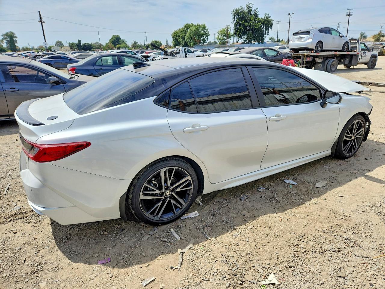 2025 Toyota Camry Xse - Image 3