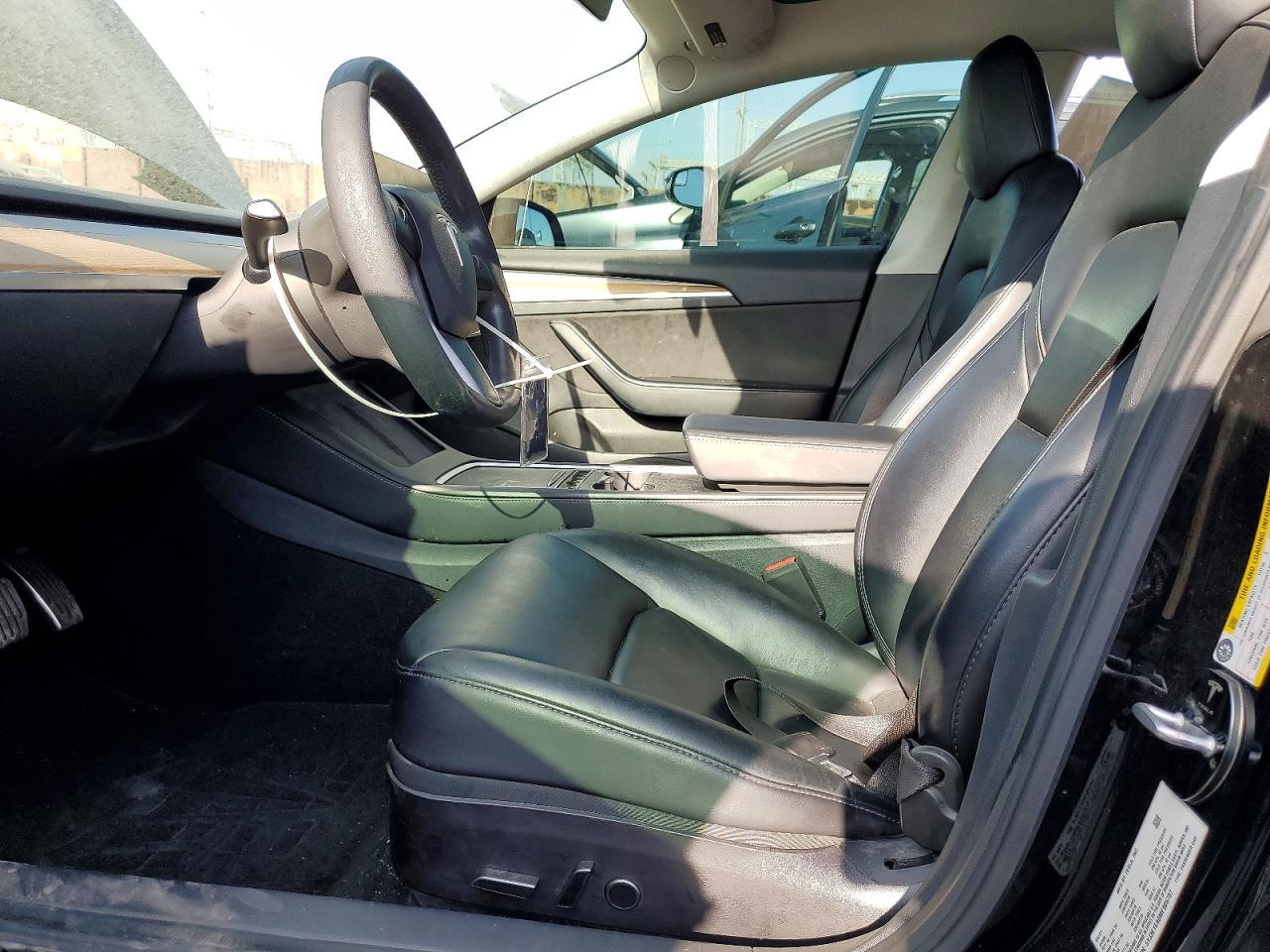 2021 Tesla Model 3 - Image 7