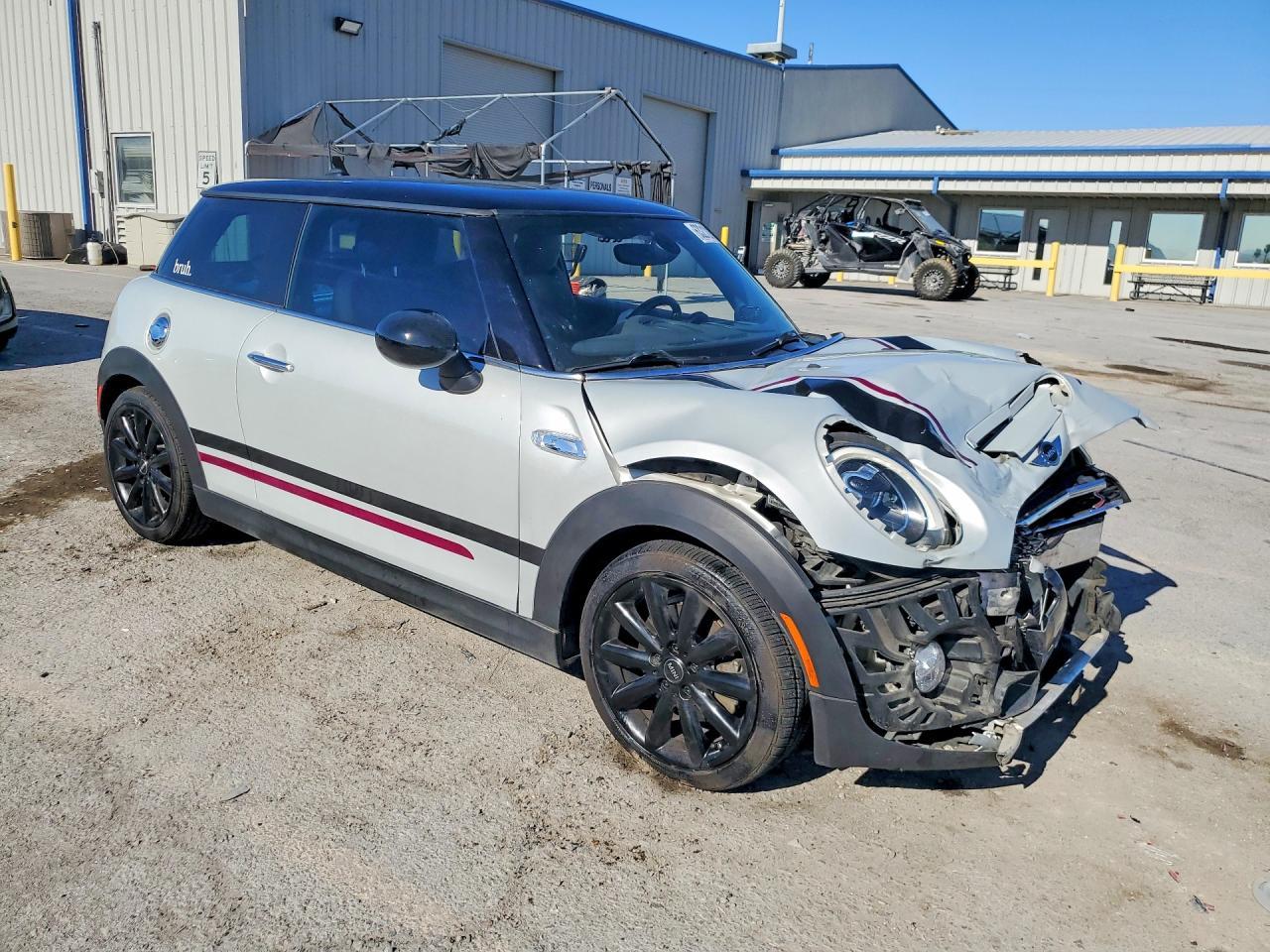 2016 Mini Cooper S - Image 4