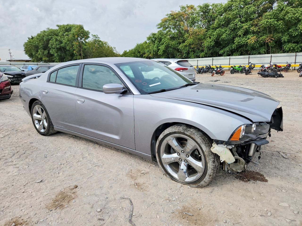 2013 Dodge Charger Sxt - Фото 4