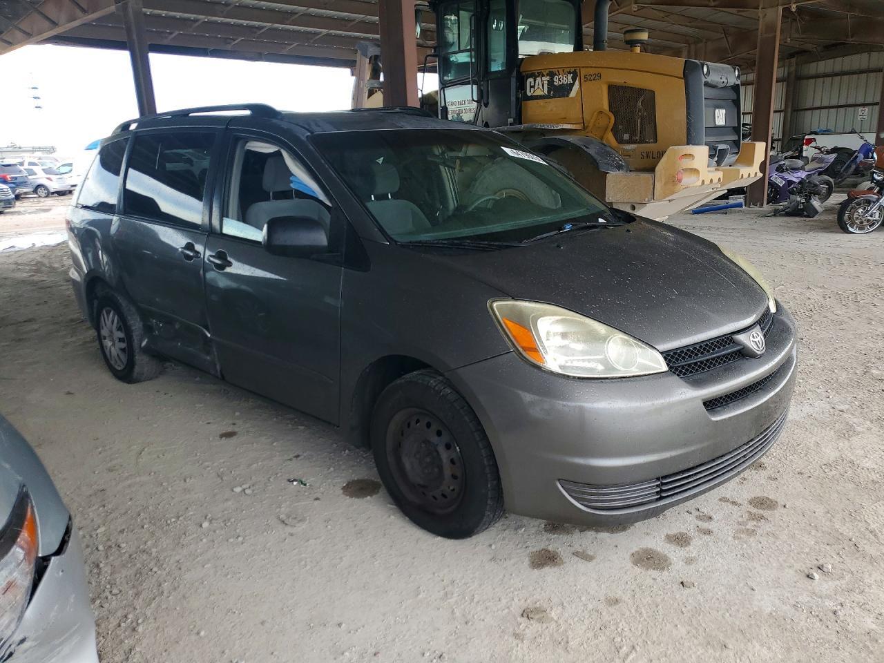 2004 Toyota Sienna Le 8 Passenger - Фото 4