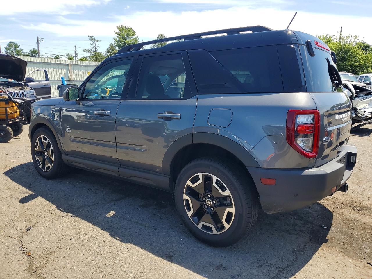 2022 Ford Bronco Sport Outer Banks - Image 2