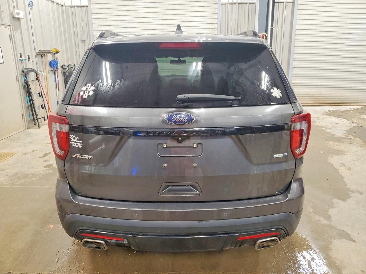 2016 Ford Explorer Sport - Image 6