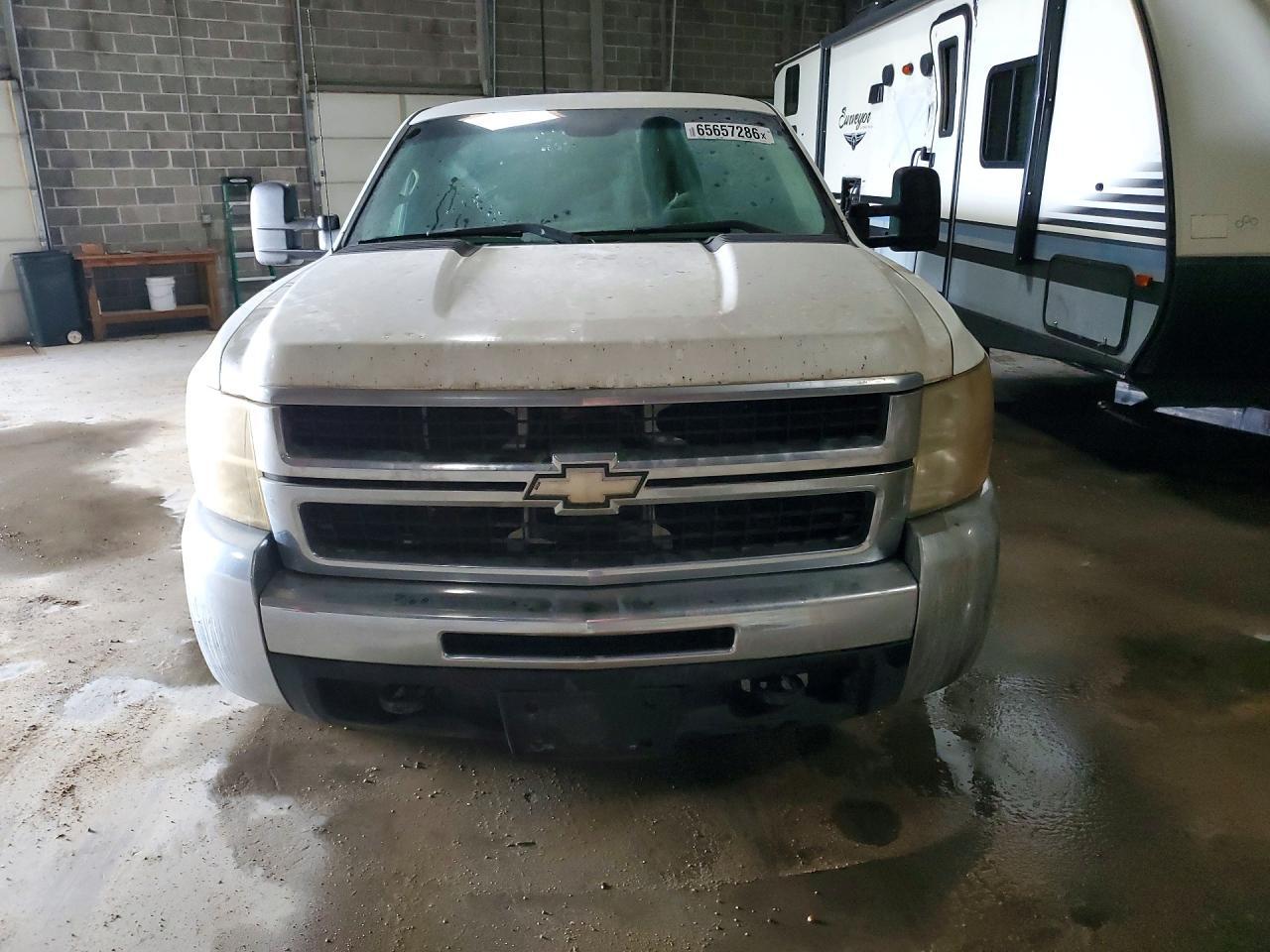 2008 Chevrolet Silverado - Box Truck - Фото 5