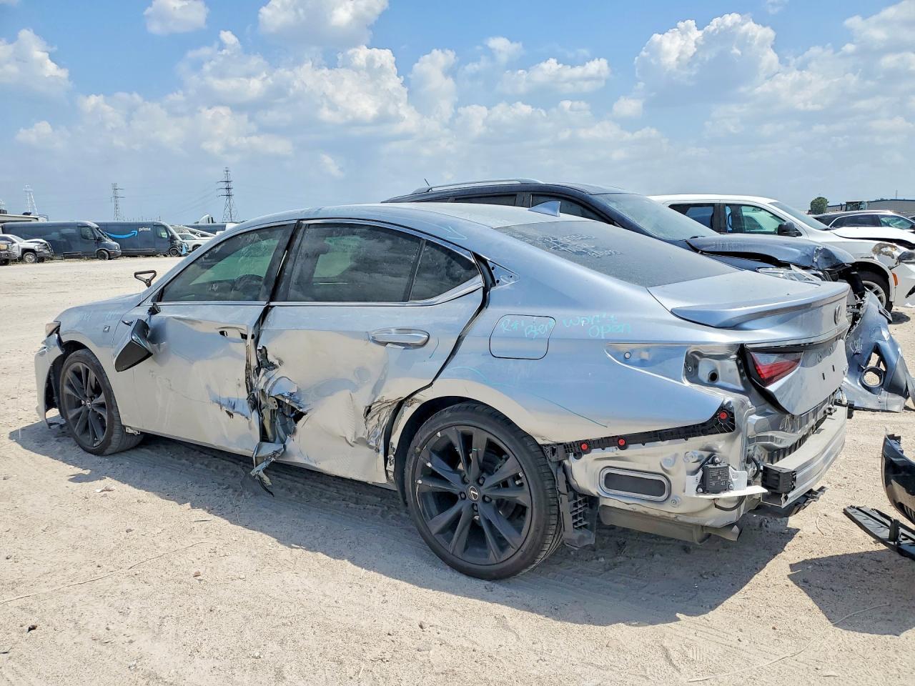 2023 Lexus Es 350 F Sport Handling - Image 2