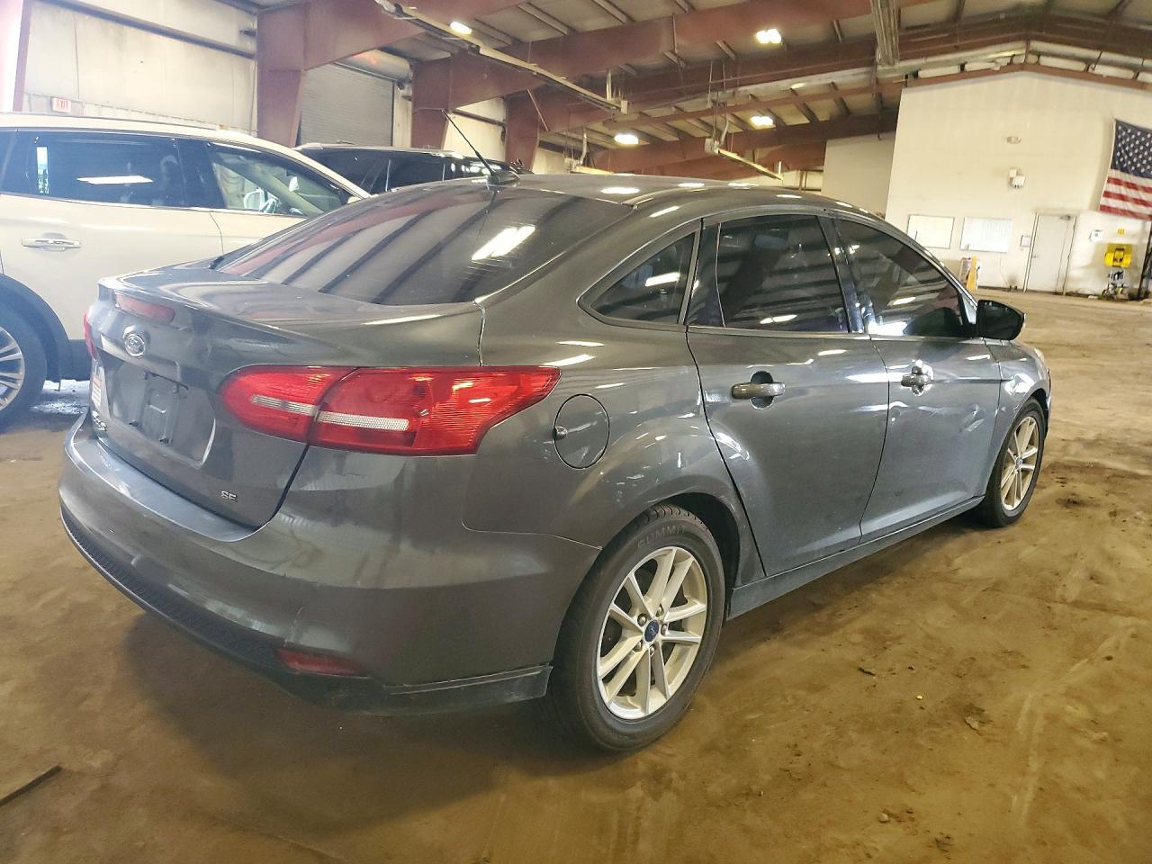 2017 Ford Focus Se - Image 3