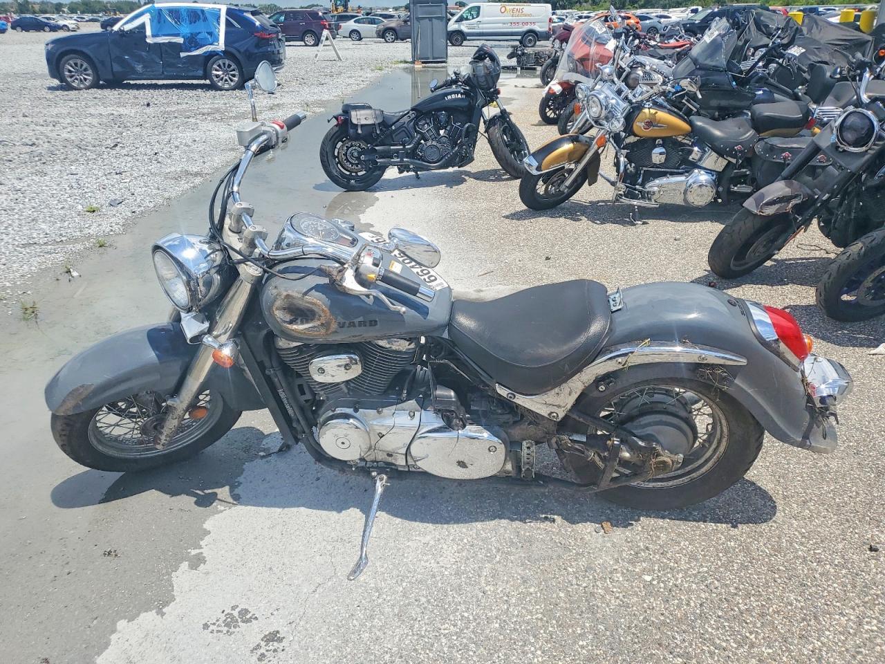 2023 Suzuki Vl800 M - Image 3